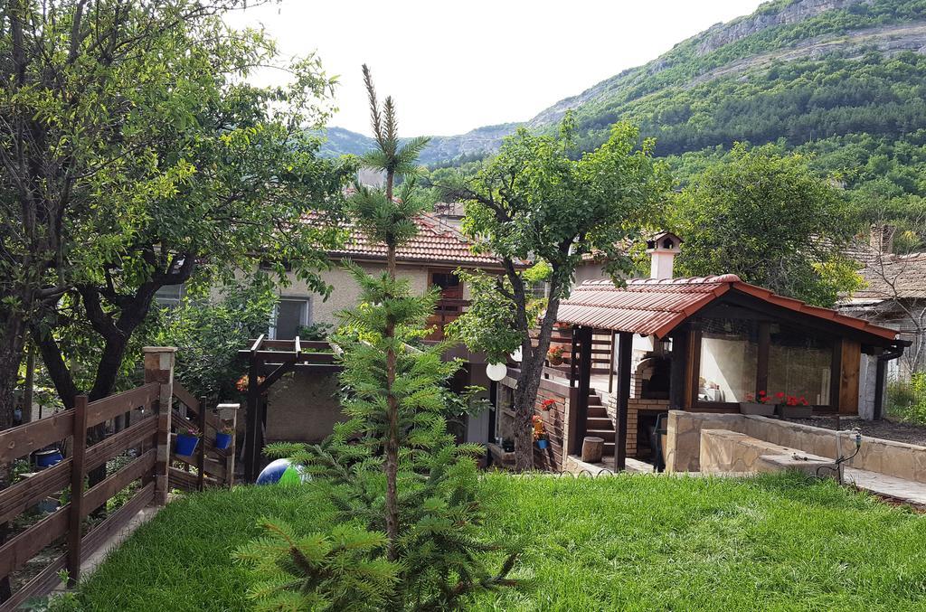 The Wild Fig Hotel Shumen Luaran gambar